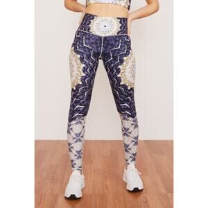 Wolven Reverie Legging Blue White Mandala Print Small‎